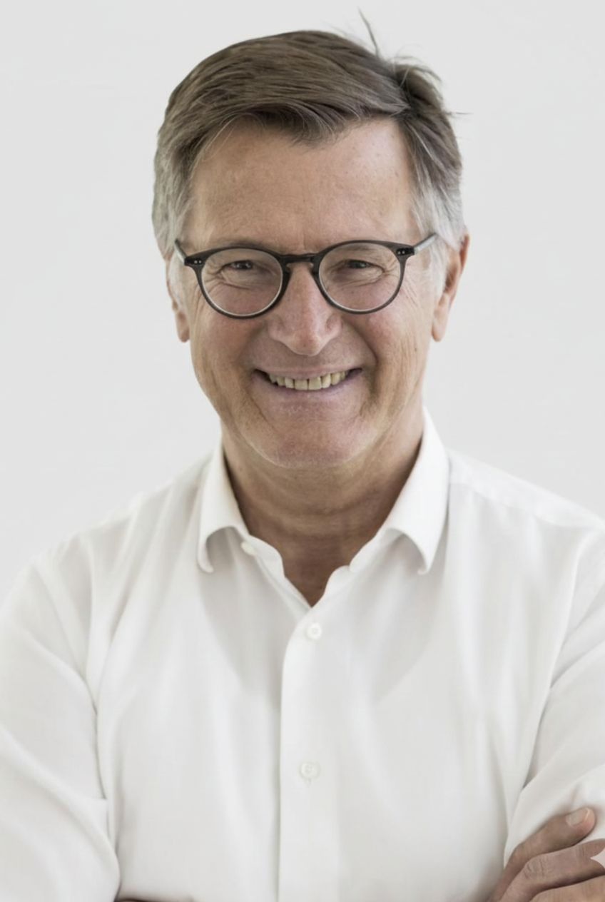 Dr. Lorenz Moser